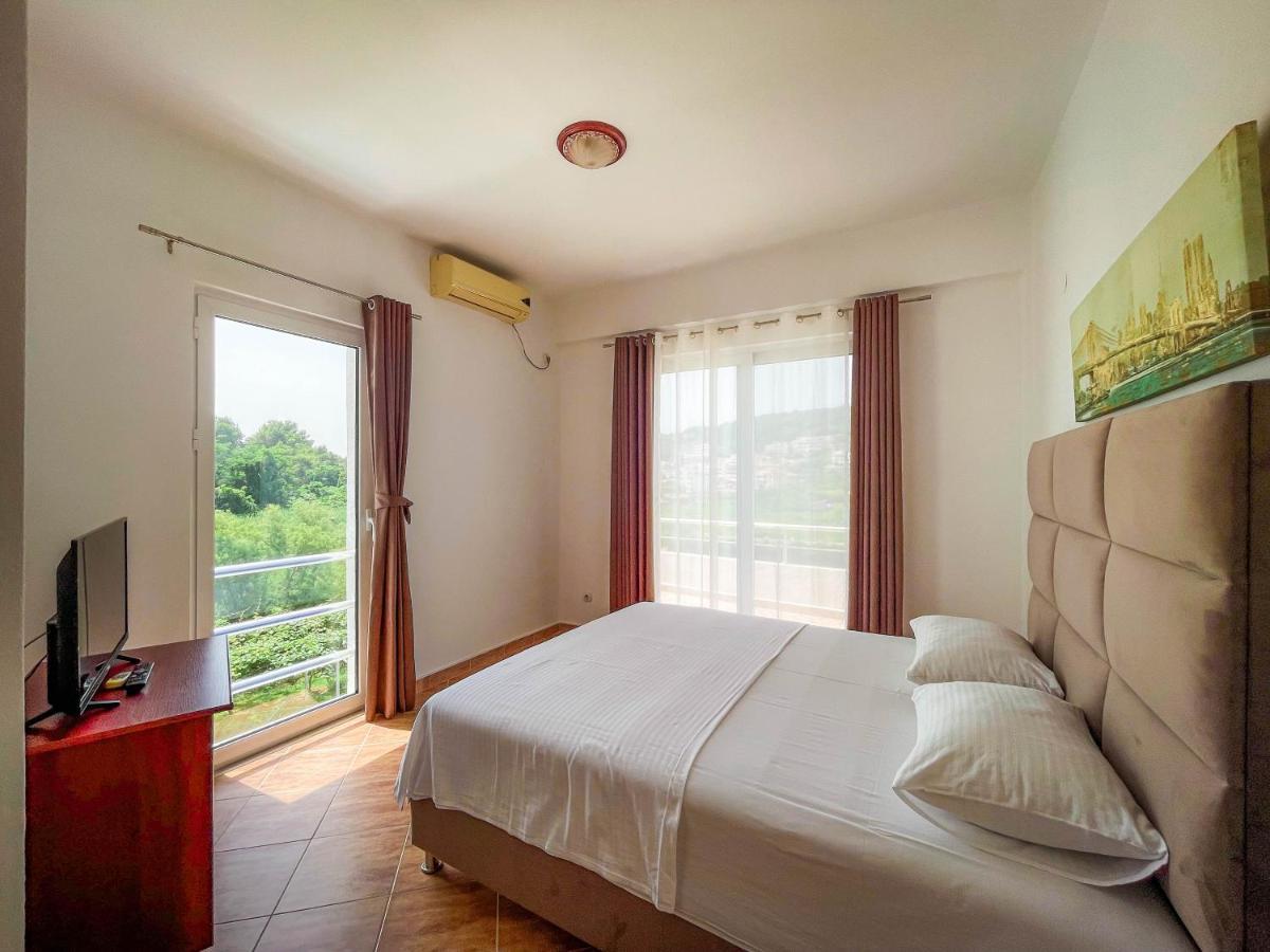 Villa Antonio Ulcinj Buitenkant foto
