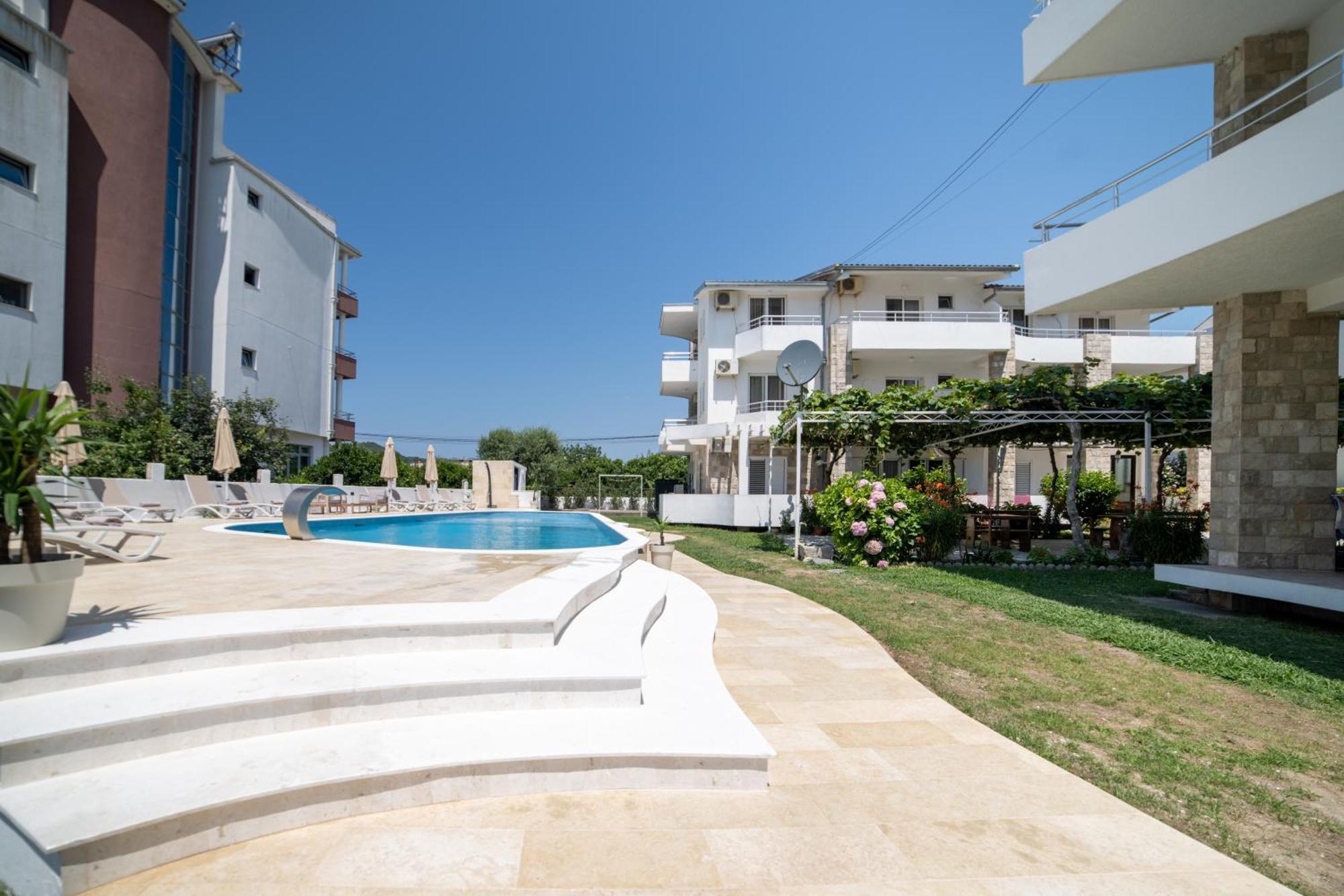 Villa Antonio Ulcinj Buitenkant foto