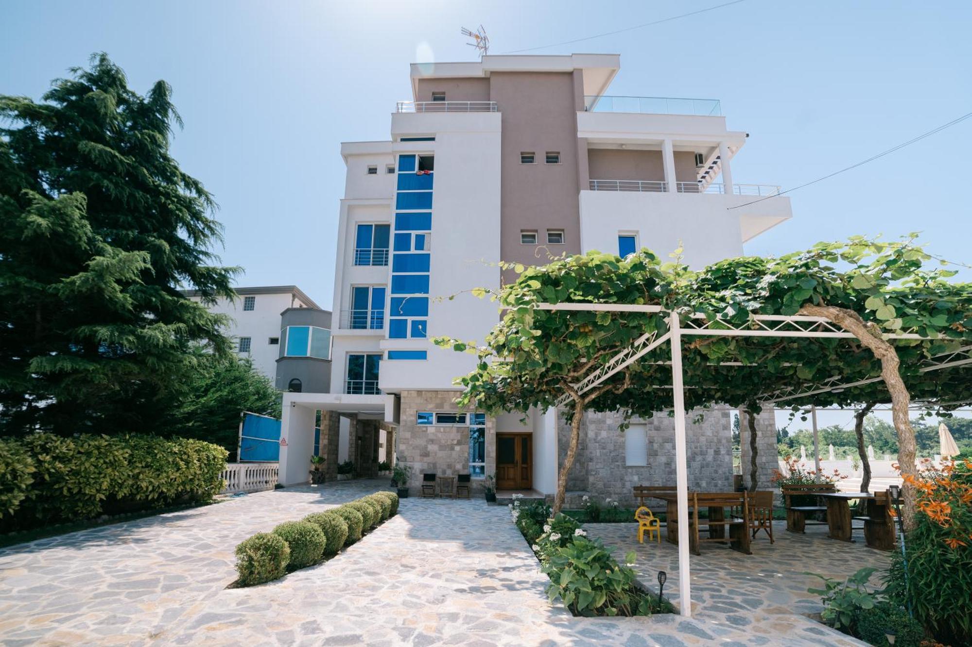 Villa Antonio Ulcinj Buitenkant foto