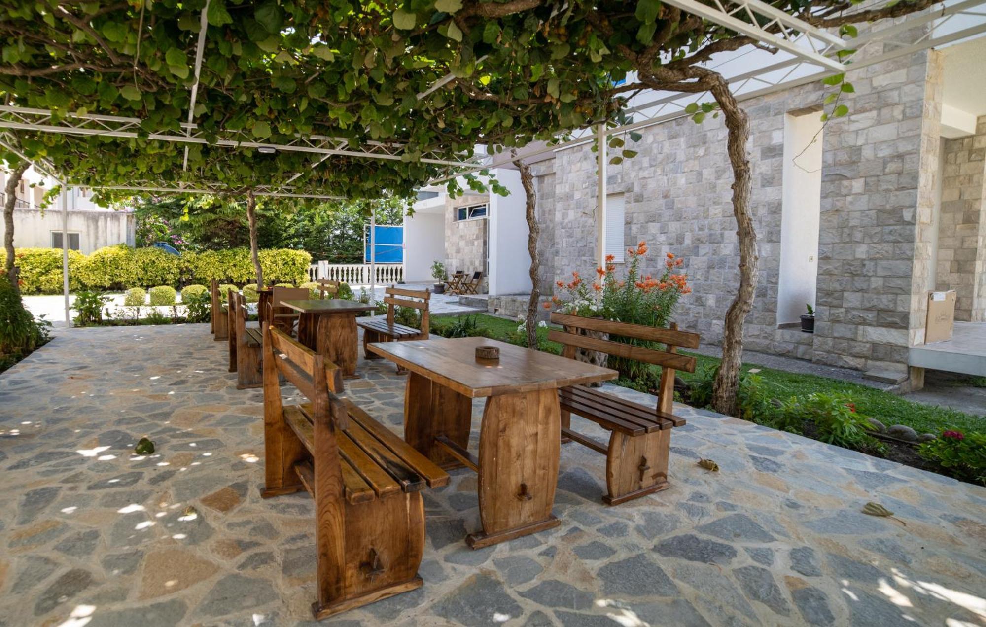 Villa Antonio Ulcinj Buitenkant foto