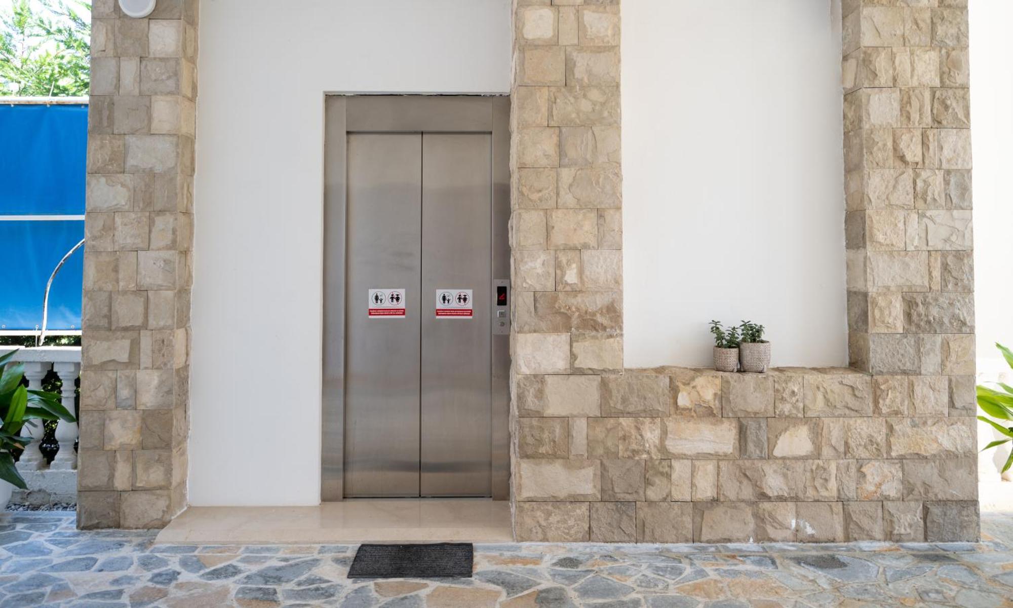 Villa Antonio Ulcinj Buitenkant foto
